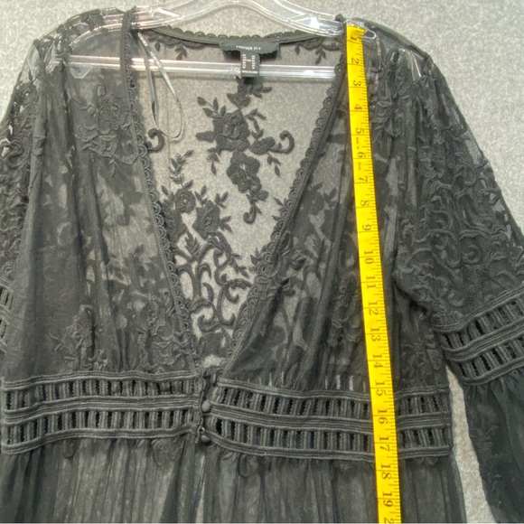 Forever 21 Black Sheer Crochet Lace Kimono Victorian Gothic Layering Top Size OX - Picture 15 of 16
